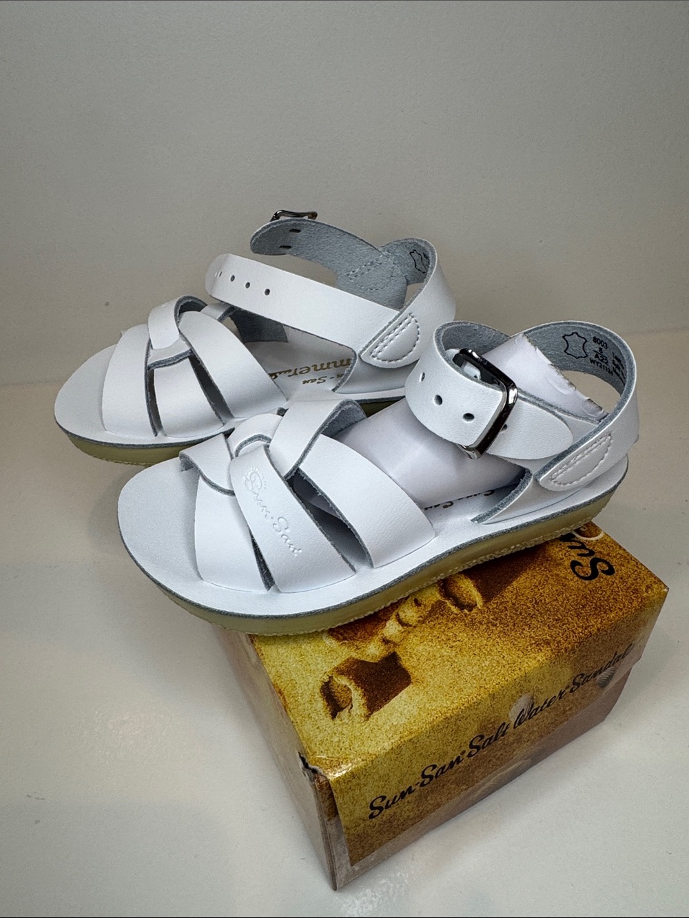 NIB Sun San Salt Water Leather Sandals, White baby toddler size 6, Swimmer #8003 - Picture 2 of 7